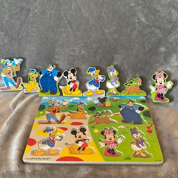 Melissa & Doug DISNEY Mickey Mouse Clubhouse Wooden Chunky Puzzle 8 pcs Minney - Picture 1 of 6